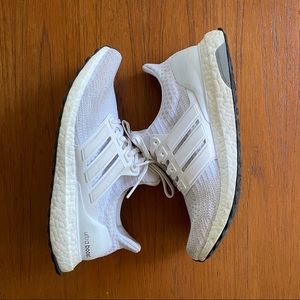 Ultraboost 4.0 DNA shoes